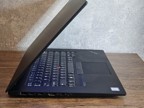 Lenovo Thinkpad x1 extreme I7 9850H - Ram 32GB - SSD 512GB GTX - Image 5