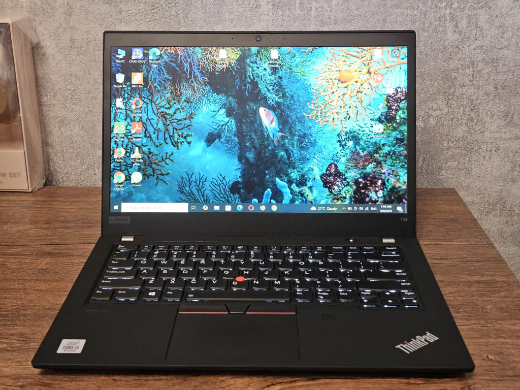 Lenovo thinkpad t14 pic