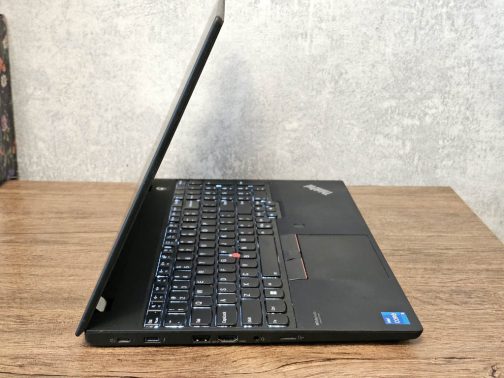 Lenovo Thinkpad t15 i5 11gen - Ram 16GB SSD 512GB - Image 5