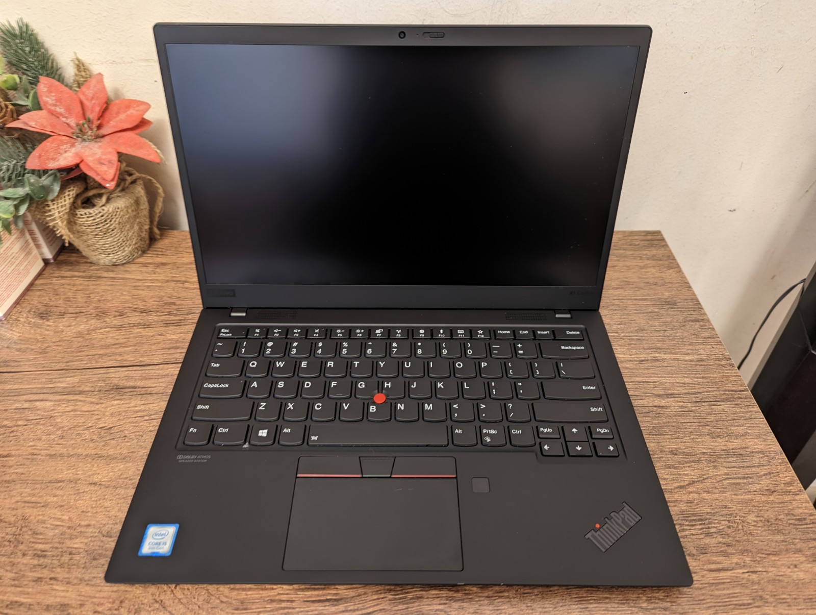 Lenovo thinkpad x1 carbon pic