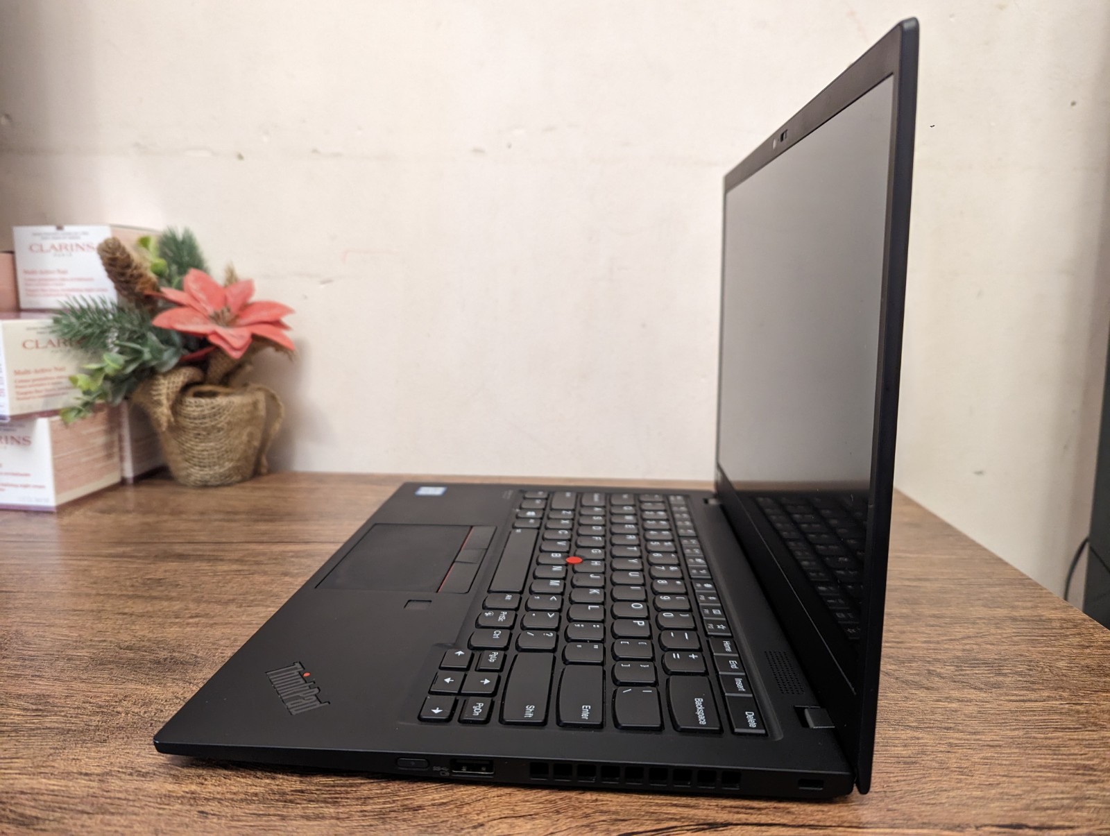 Lenovo Thinkpad x1 carbon I5 8gen - Ram 16GB - SSD 256GB - Image 5